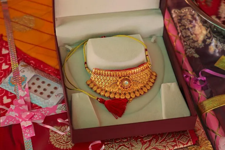 Jewellery showcase photo 5