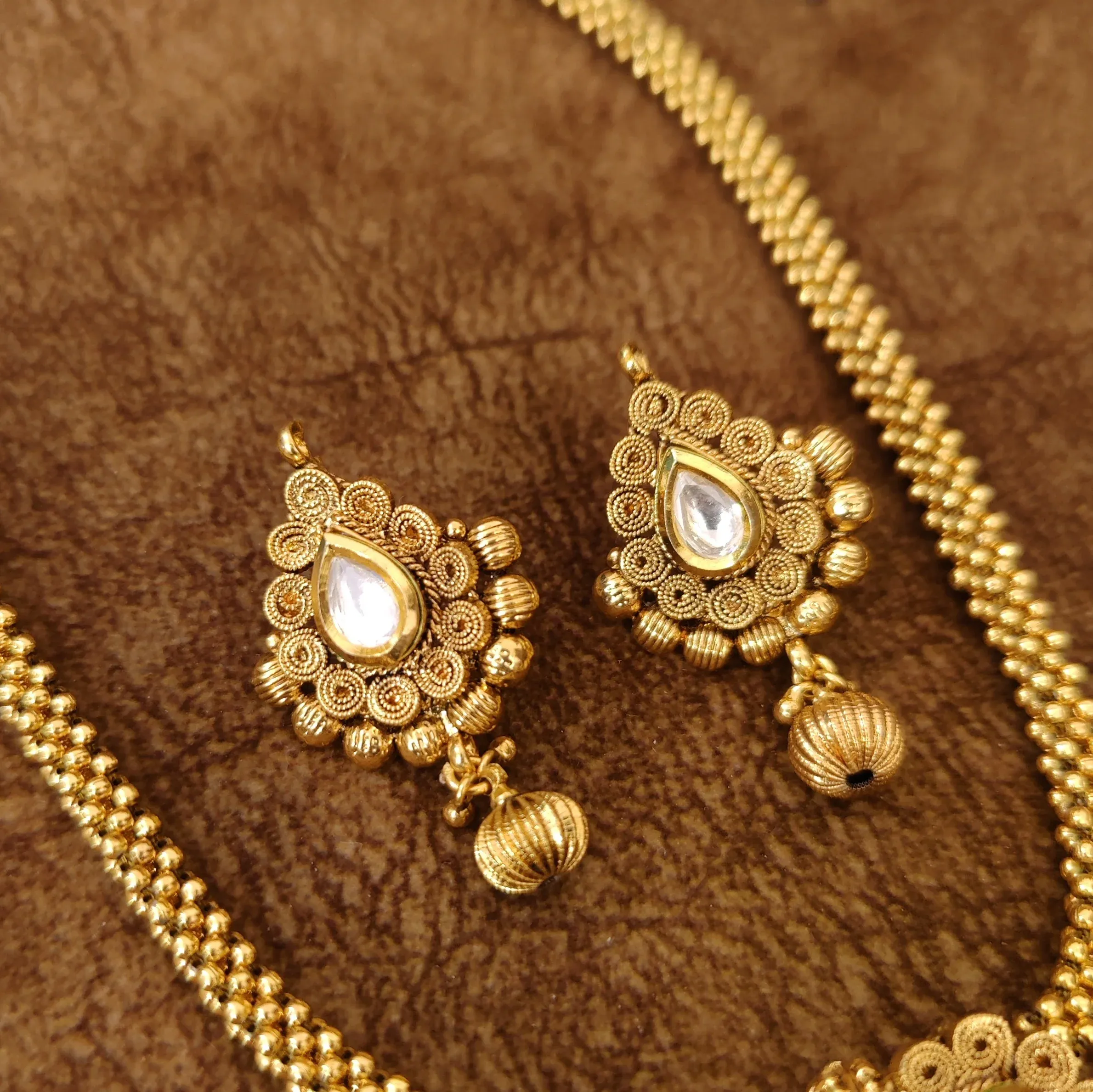 Polki and Kundan uncut-diamond jewellery